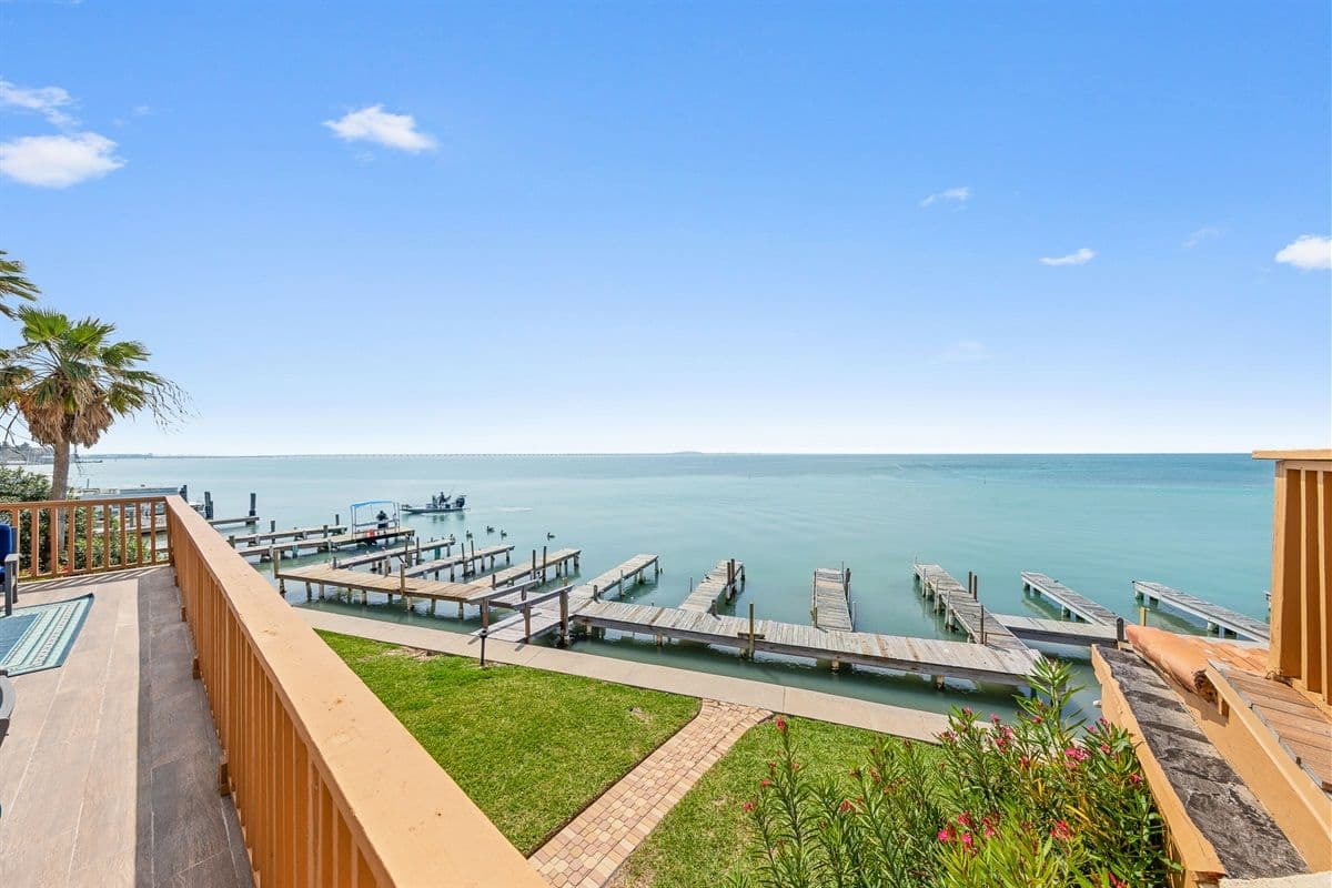 Casa Laguna Residence - Image 30