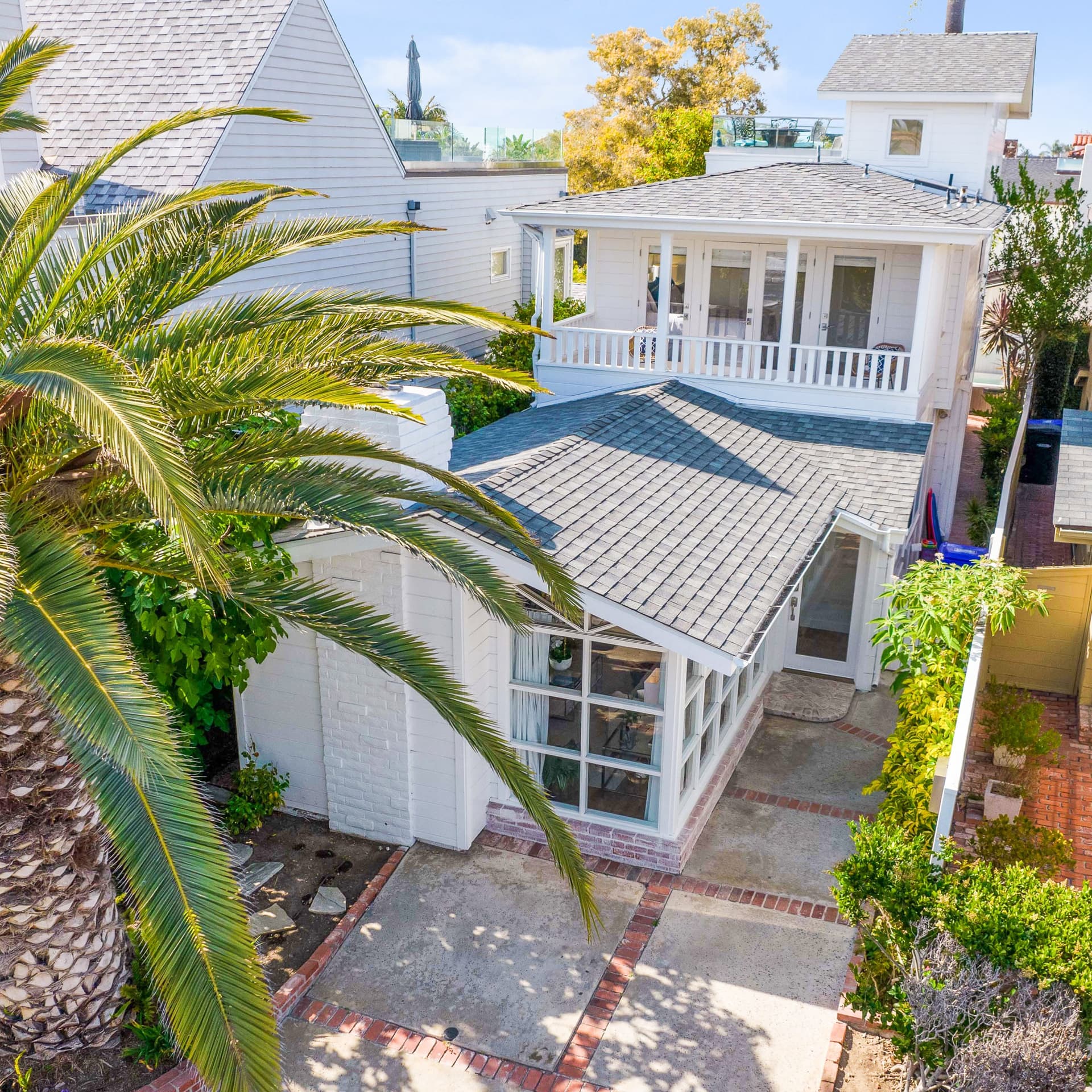 Pearl of Sea Lane Home - Image 1