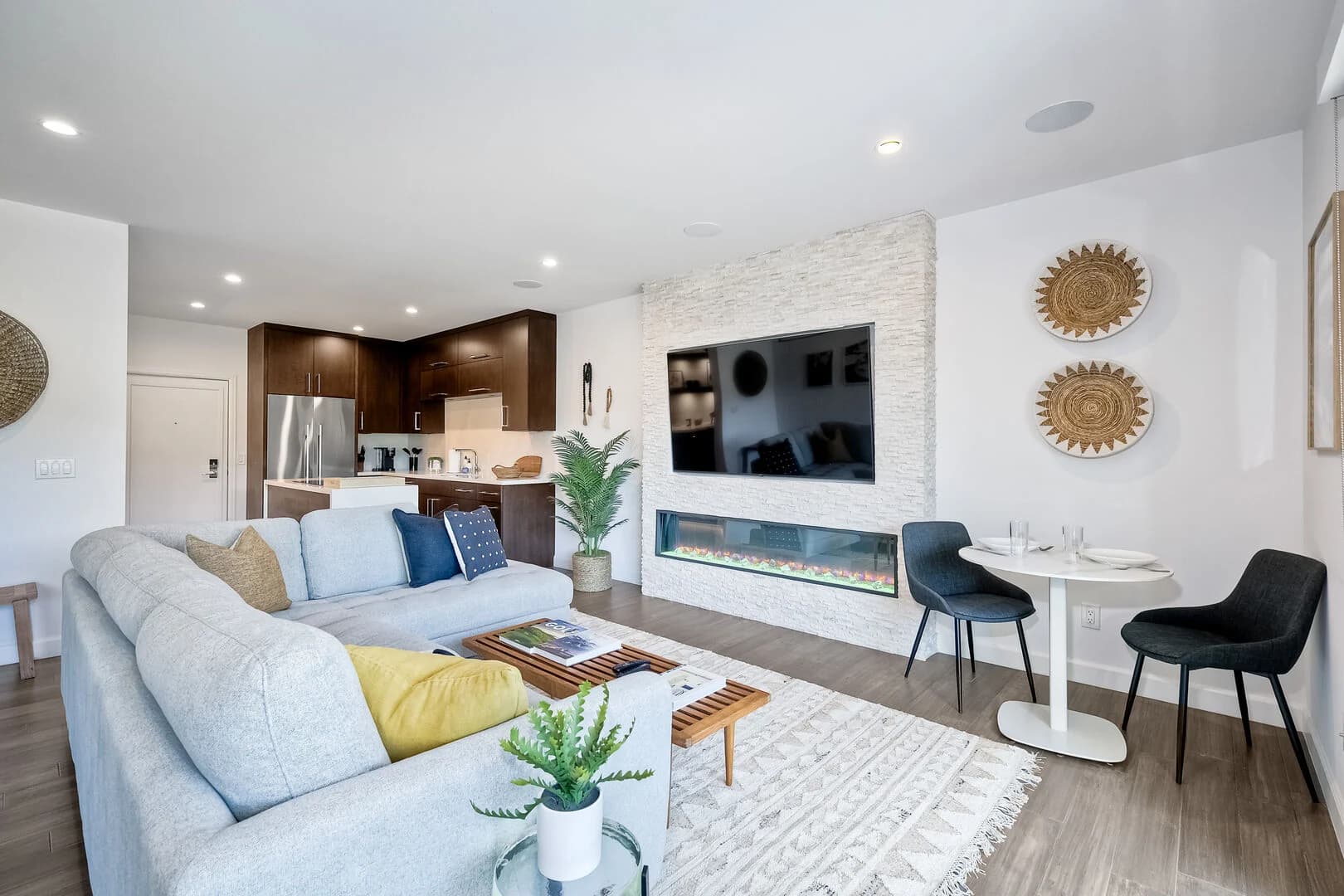 La Costa Lujo - Image 4