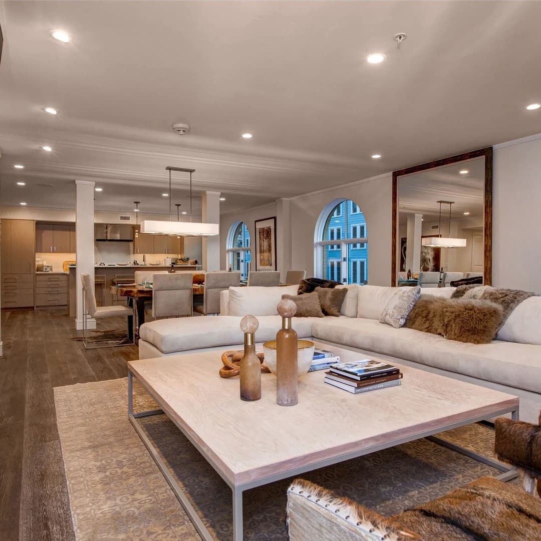 Sky Silver - Image 1