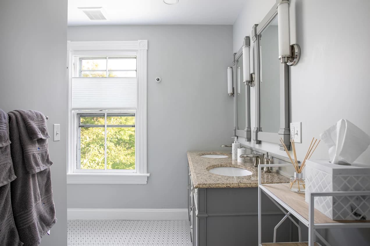 Coastal Victorian Place - Image 31