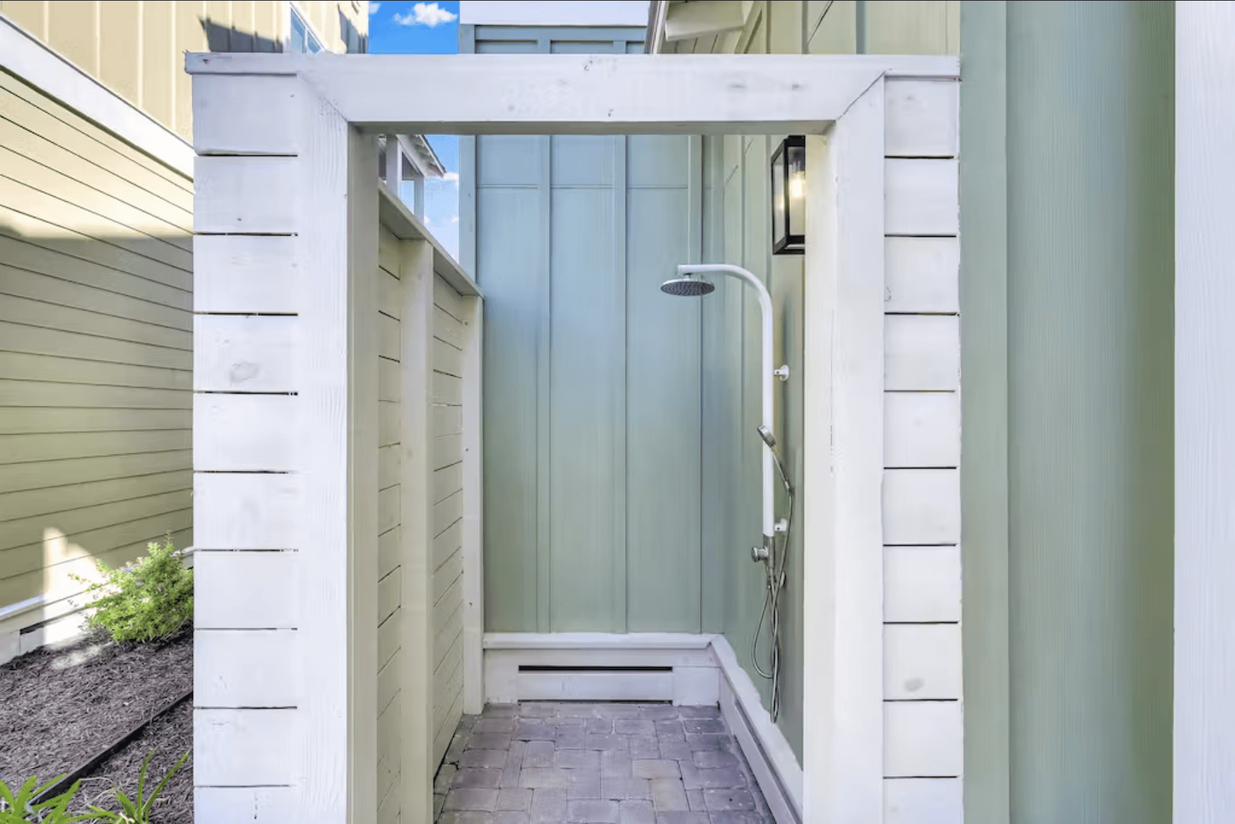 Sunsets and Smiles House - Image 28