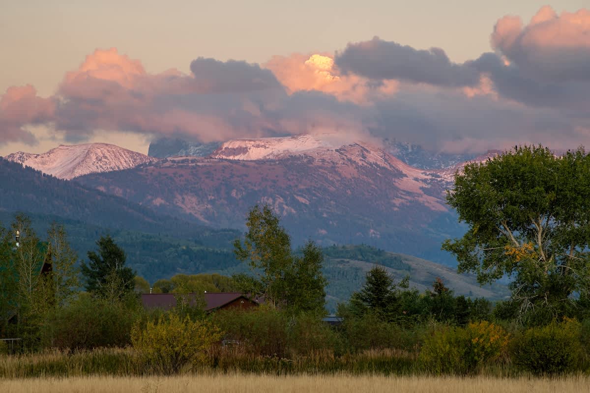 Cabin on Whitney - Image 42