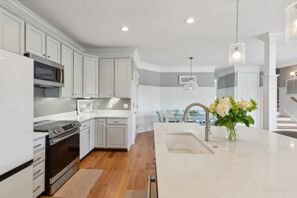 Cameron Palms - Image 9