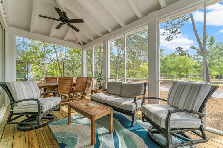 Mermaids Grotto - Image 5