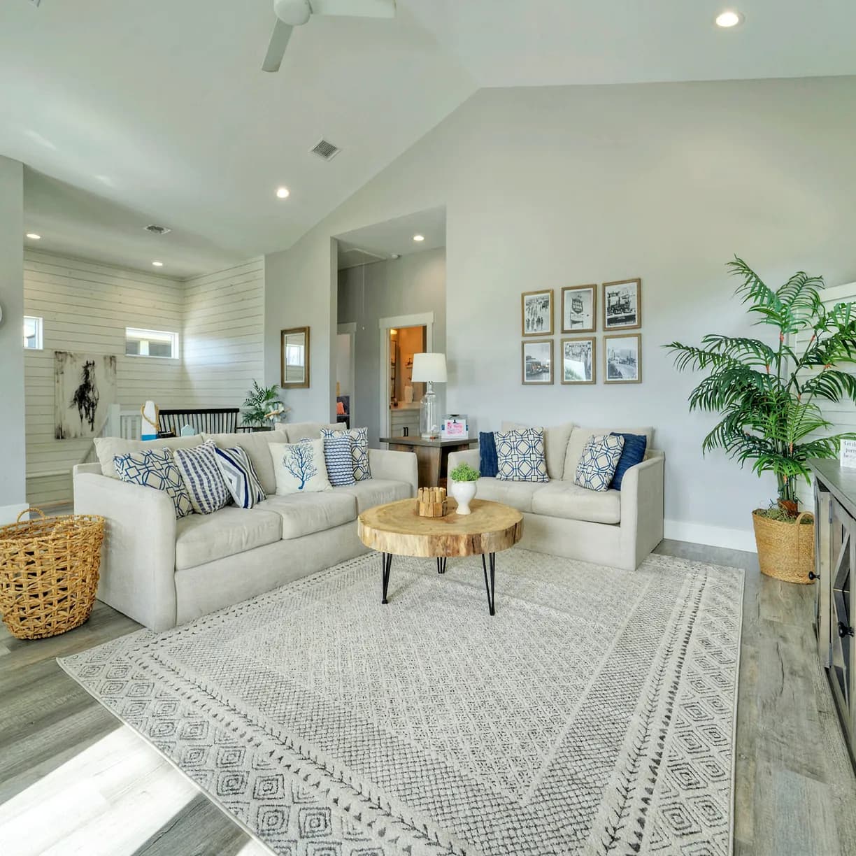 Wild Horse House - Image 6