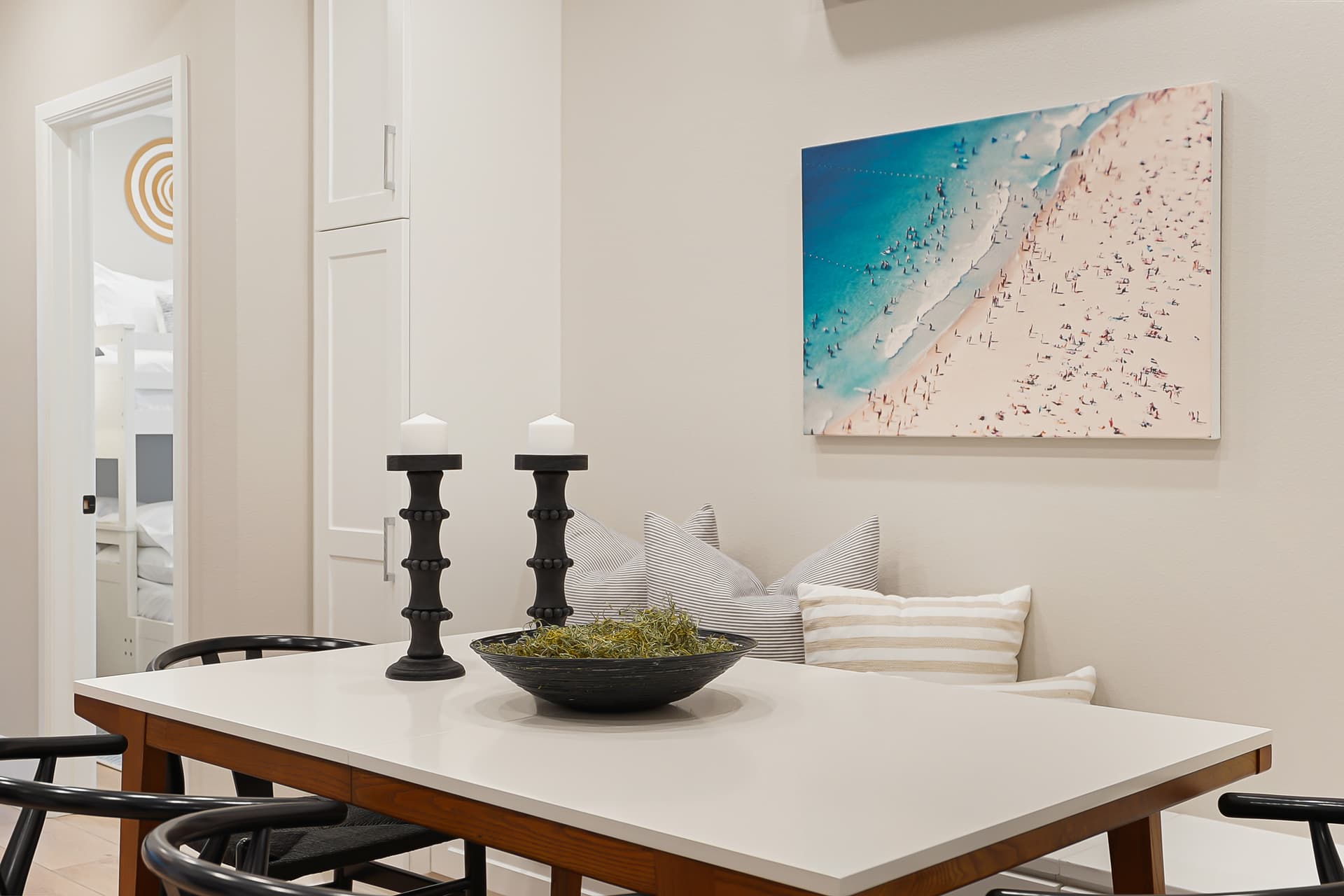 Bayside Cove Getaway - Image 16