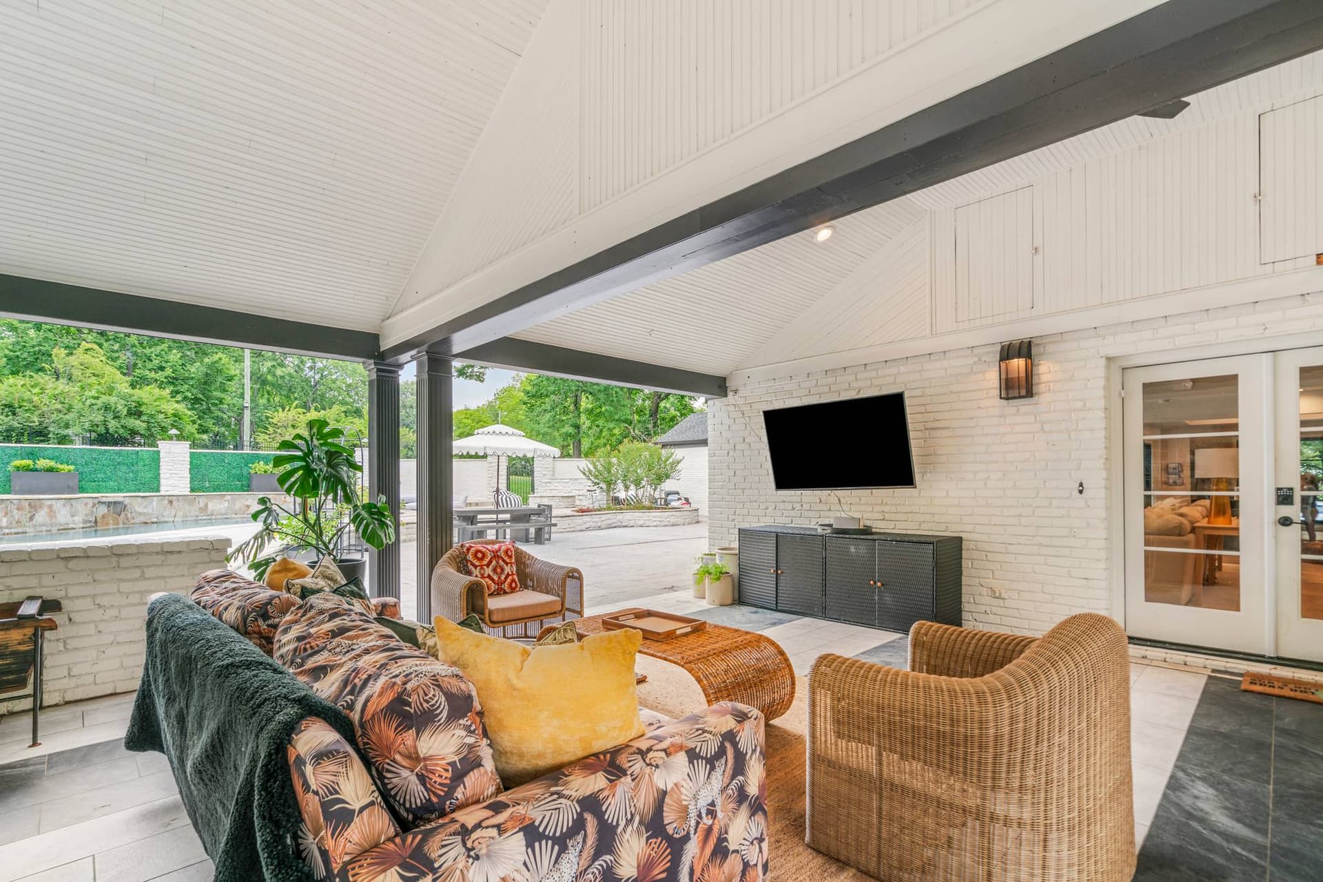 Nashville Entertainer - Image 8