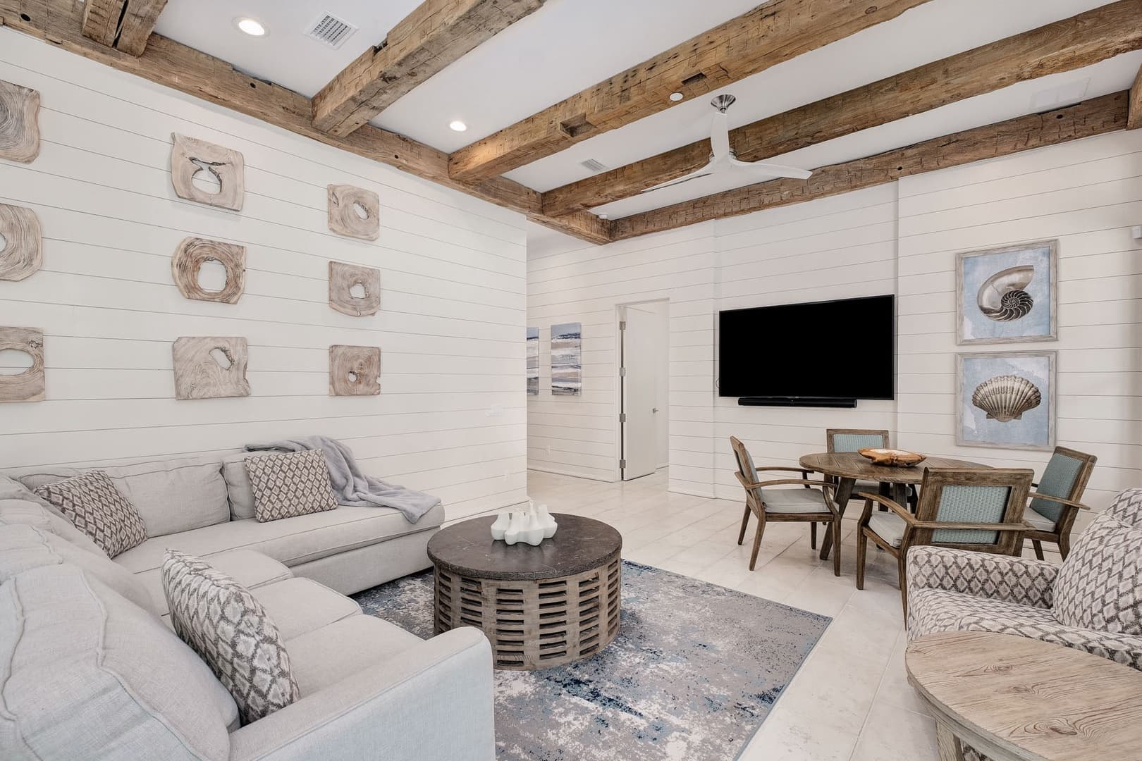 Dogwood Lookout - Image 13