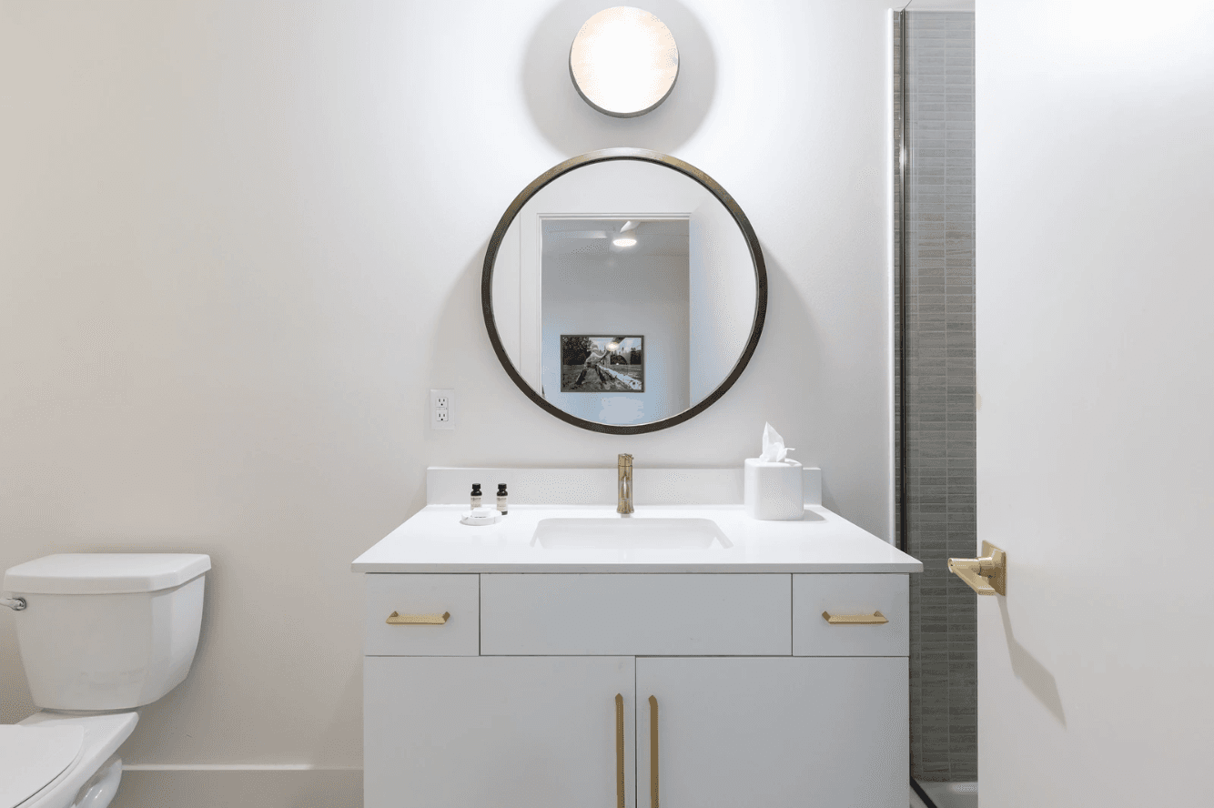 Broadway Residence - Image 12