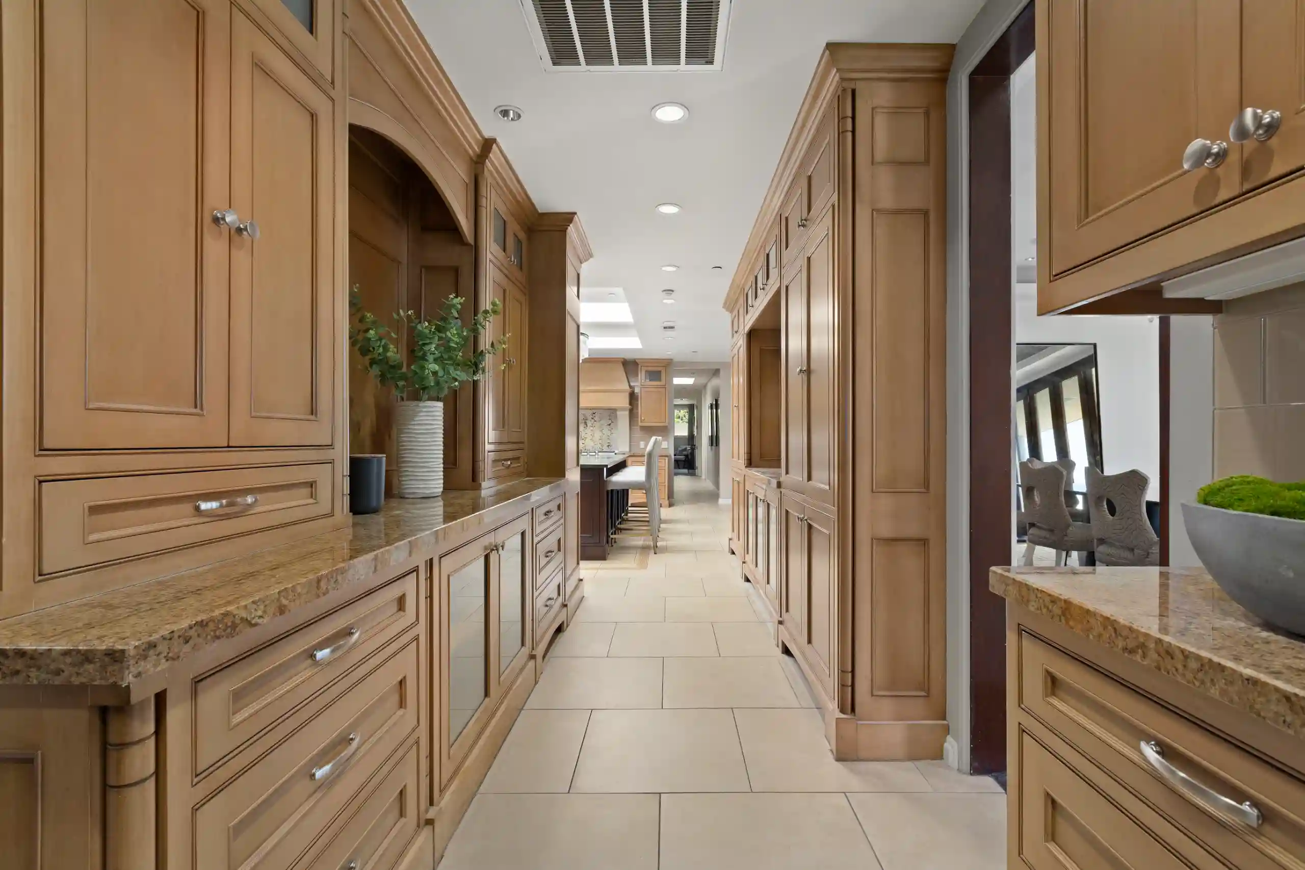 Trousdale Grand - Image 27