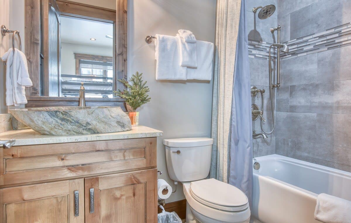 Gondola Ridge Haven - Image 31