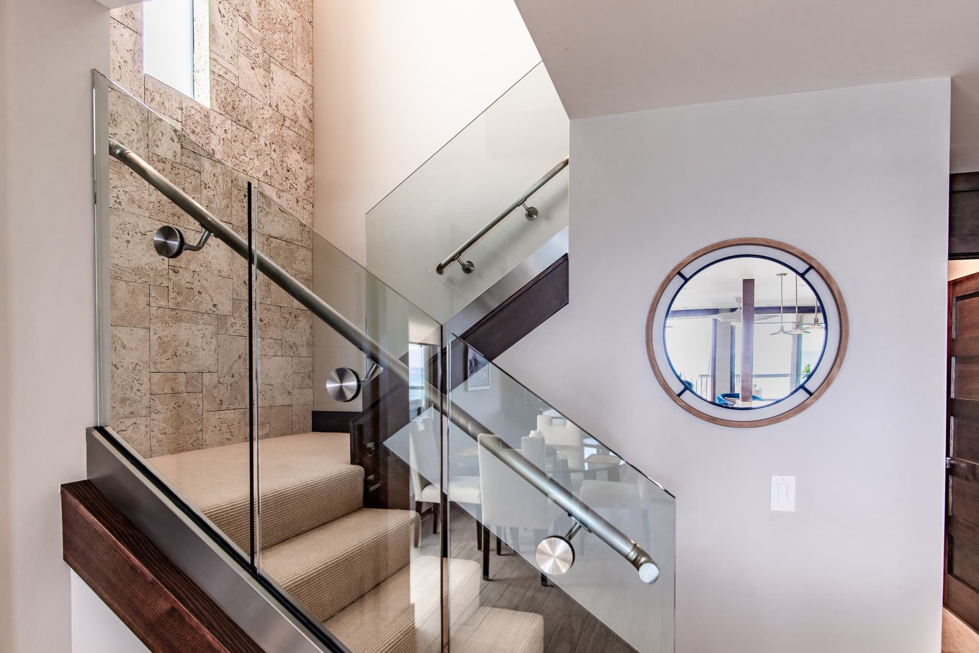 Kona Seaside Yacht Villa - Image 11