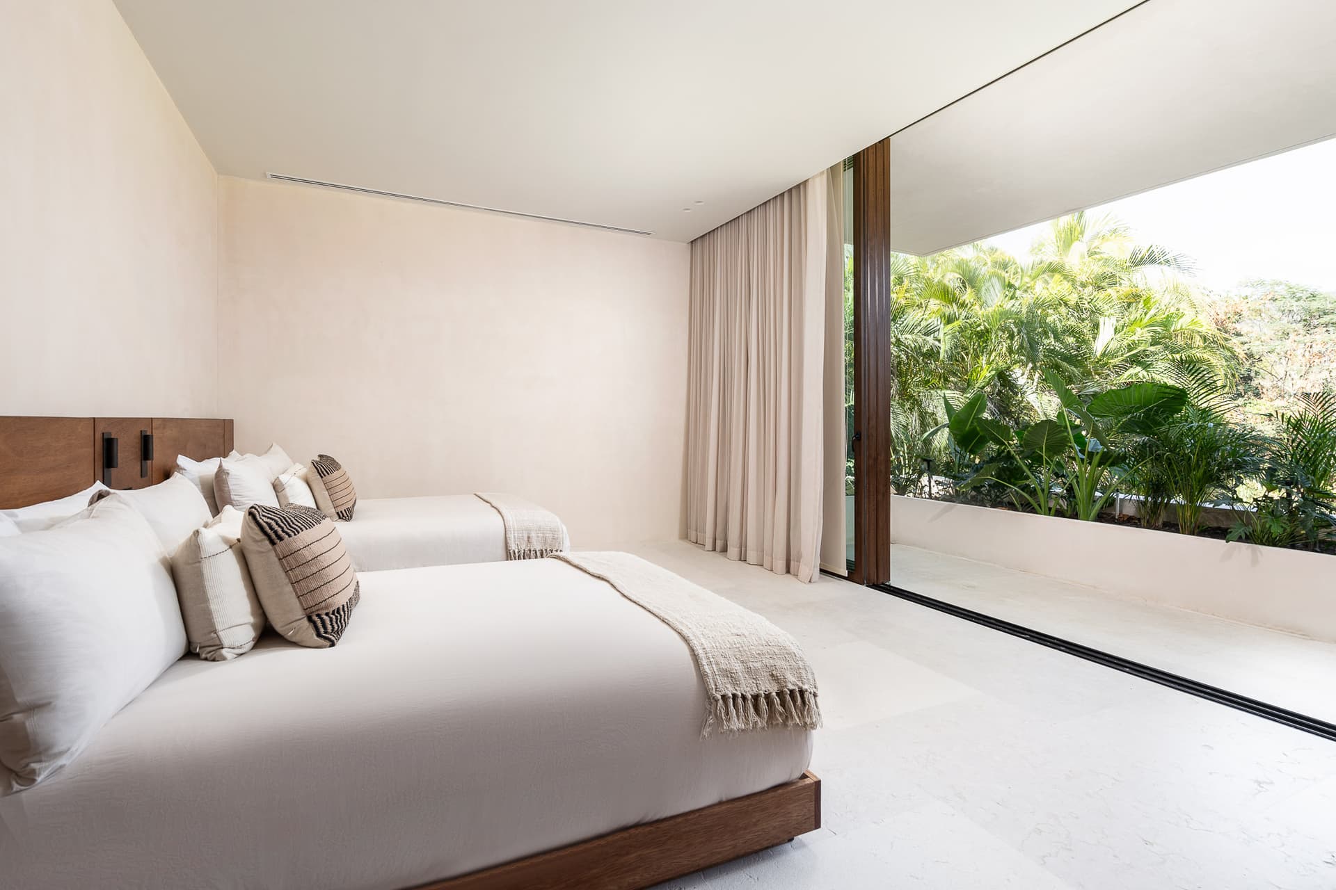 Casa Veneros - Image 8