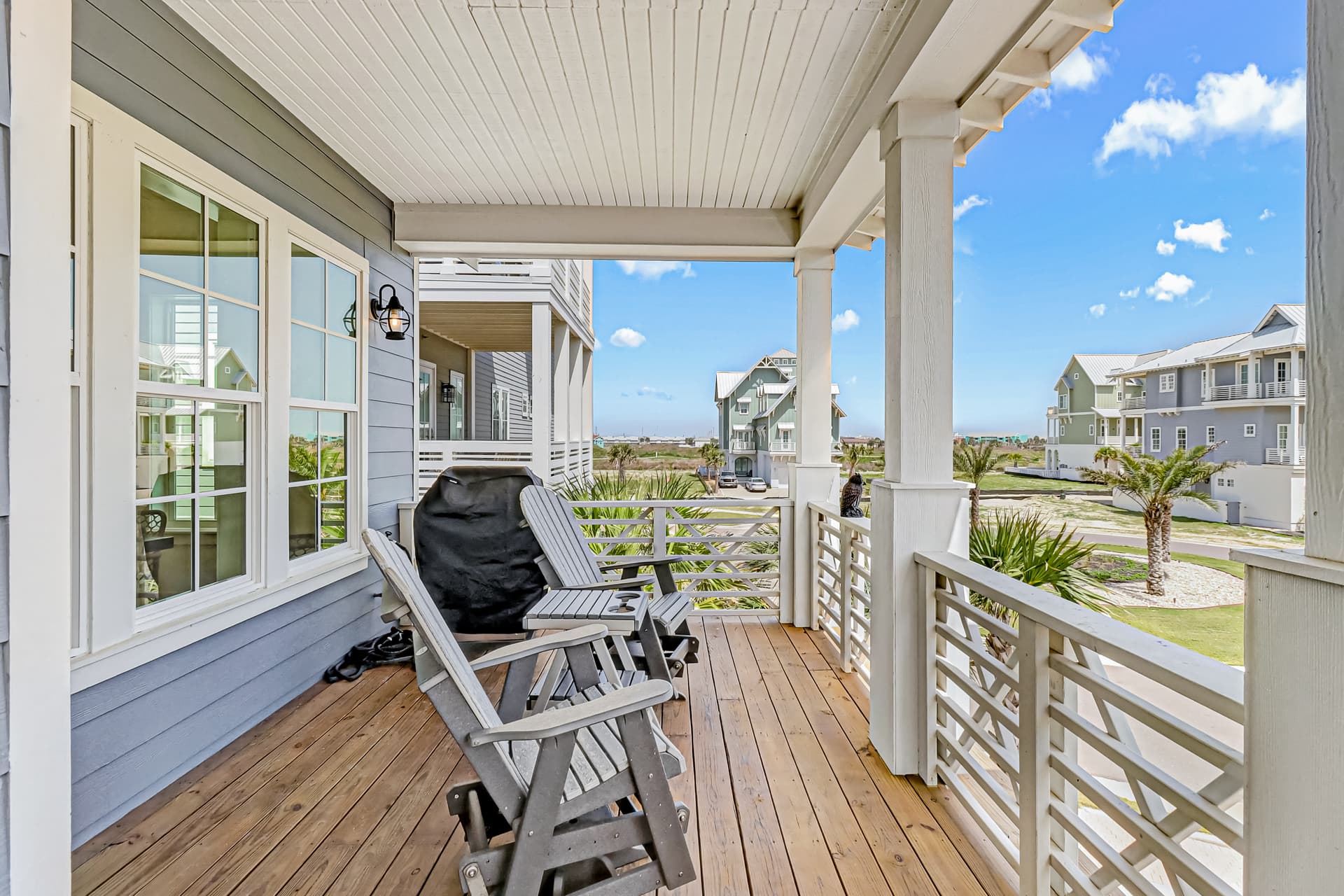 Sunset Avenue Stunner - Image 4