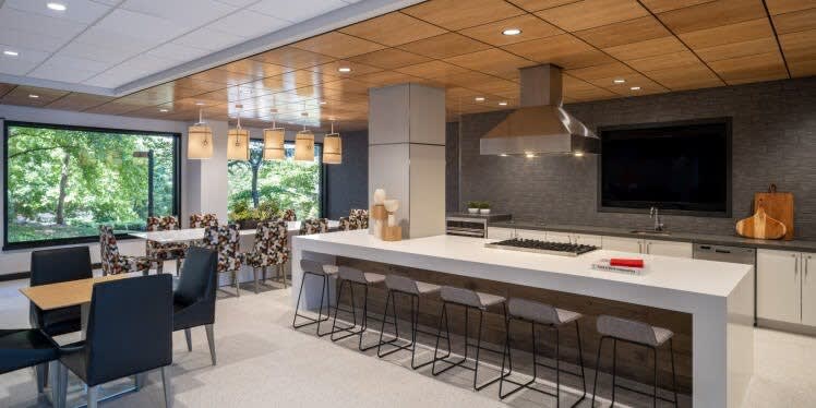 Veitch Residence - Image 36