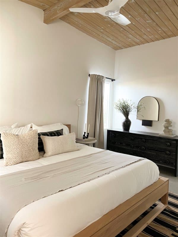 Farrell Mid-Century - Image 20