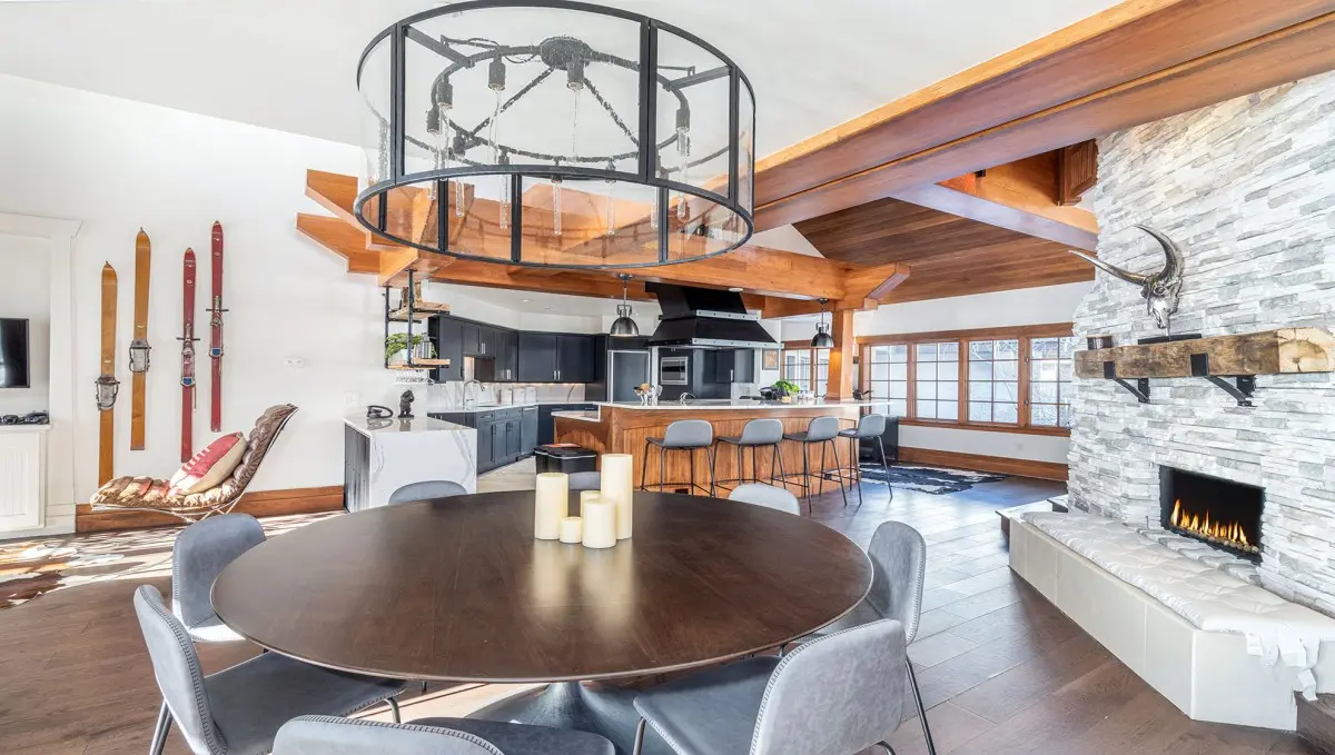 Plaza Tower - Image 4