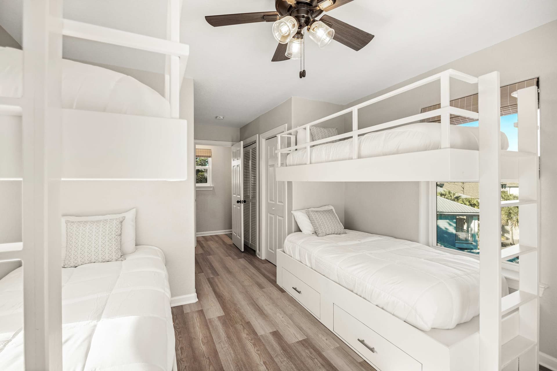 Gulf Coast Retreat - Image 18