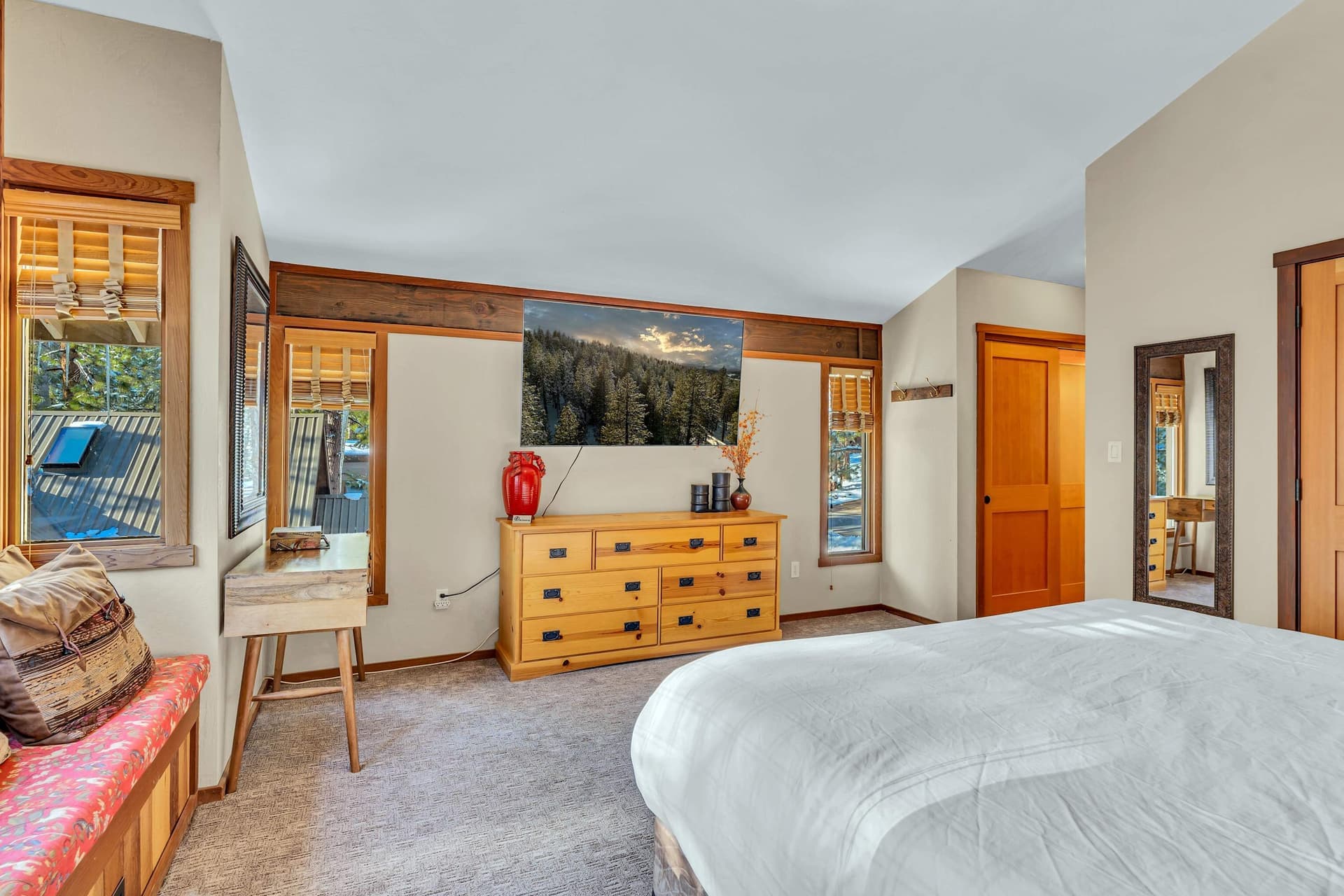 Lazy Bear - Image 10