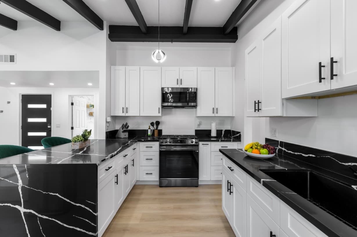 Starlite Safari - Image 11