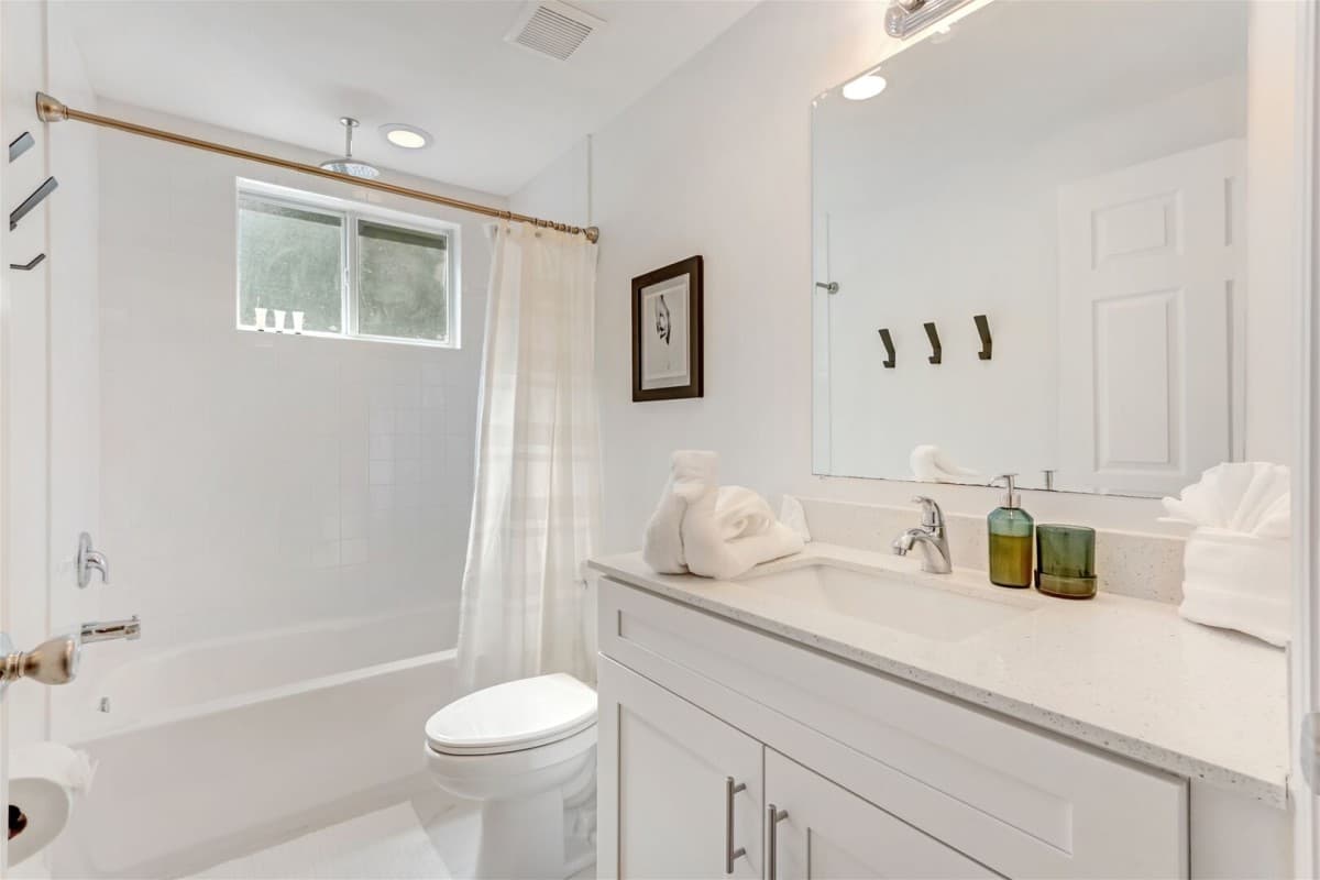 Wynwood Manor - Image 13