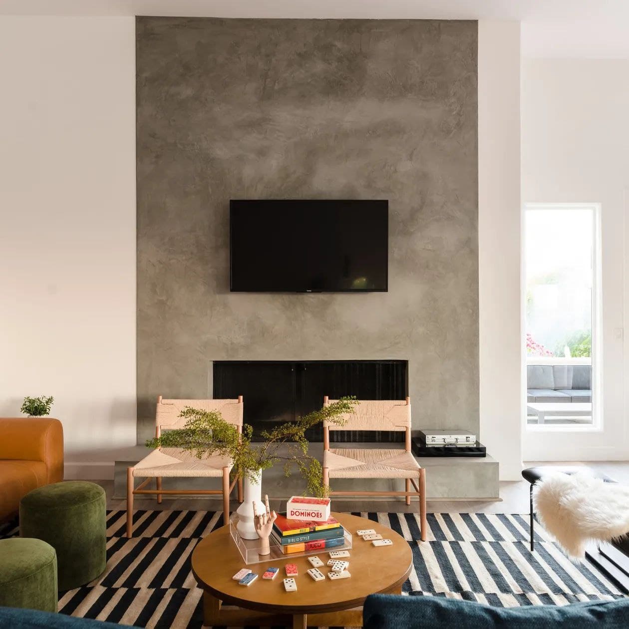 Julep Manor - Image 5