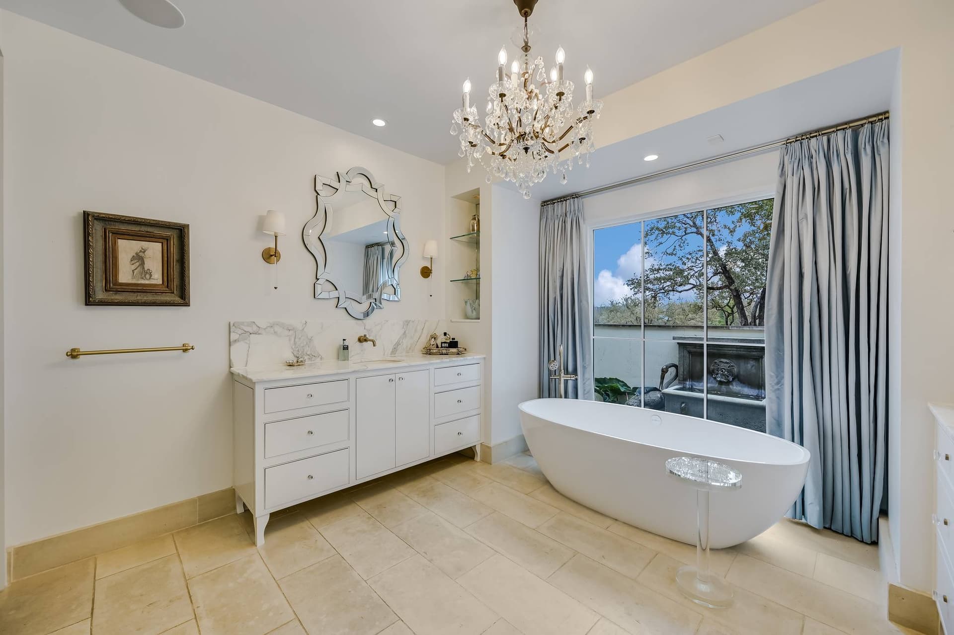 Austin Splendor - Image 29