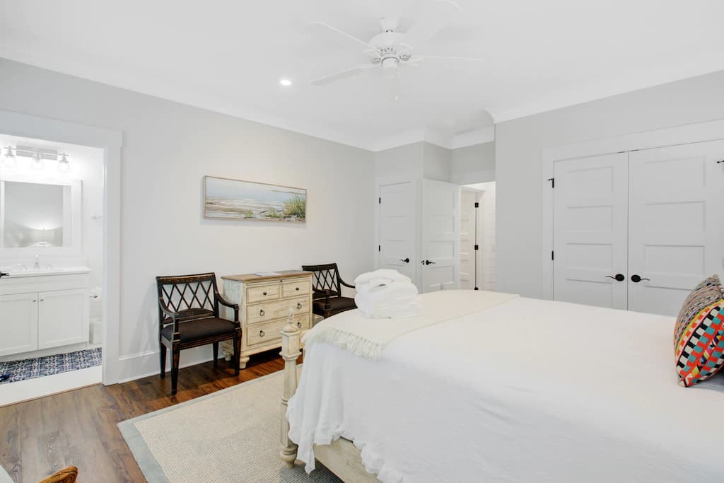 Modern Isle - Image 20