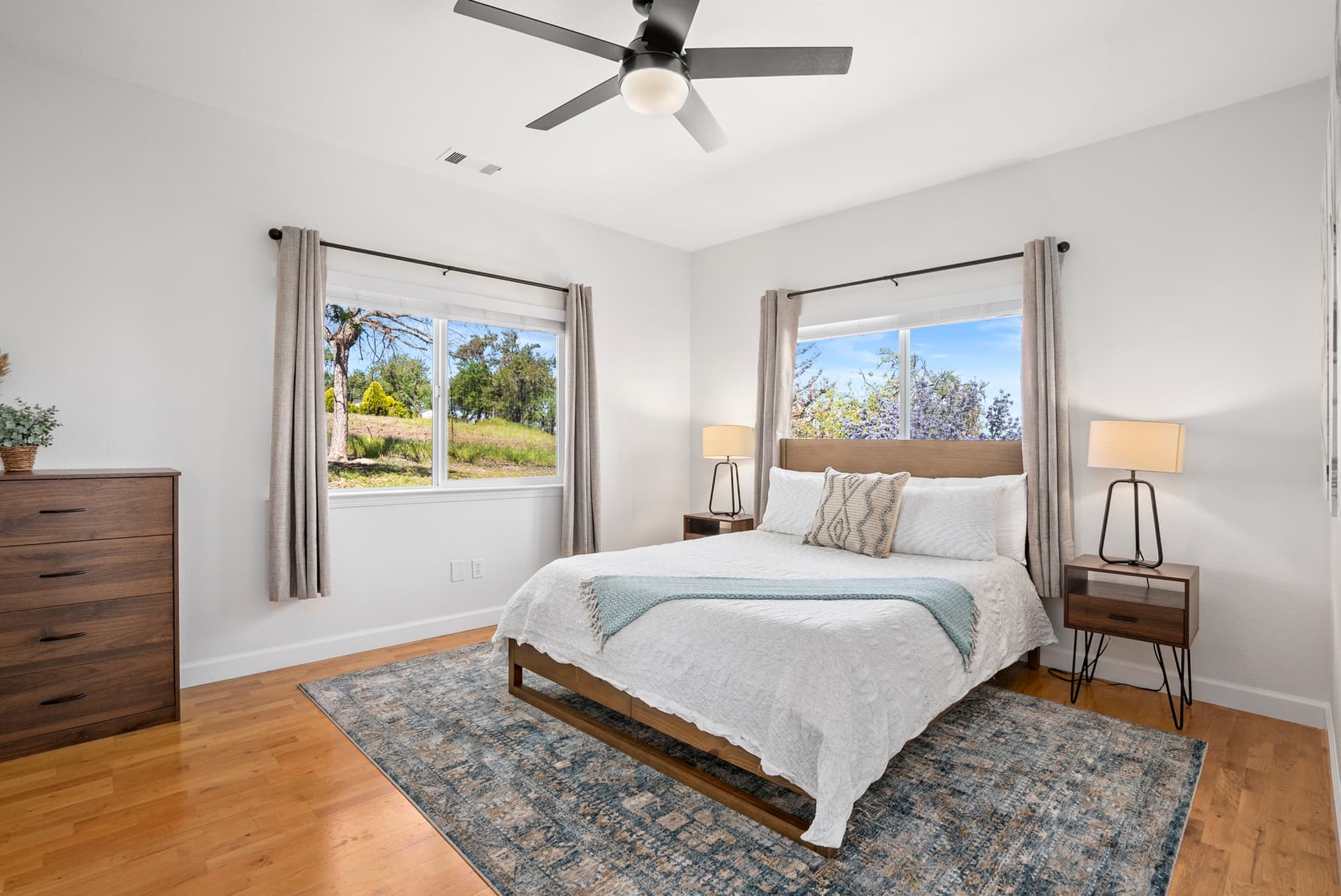 Mira Vista Heights - Image 71