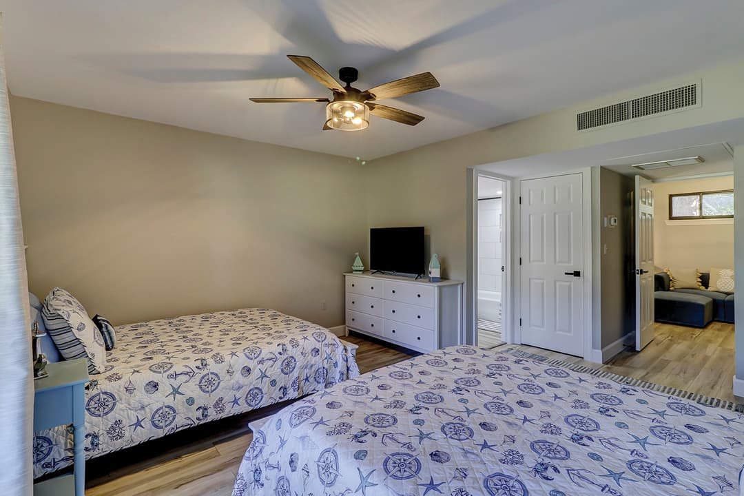 Hickory Home - Image 17