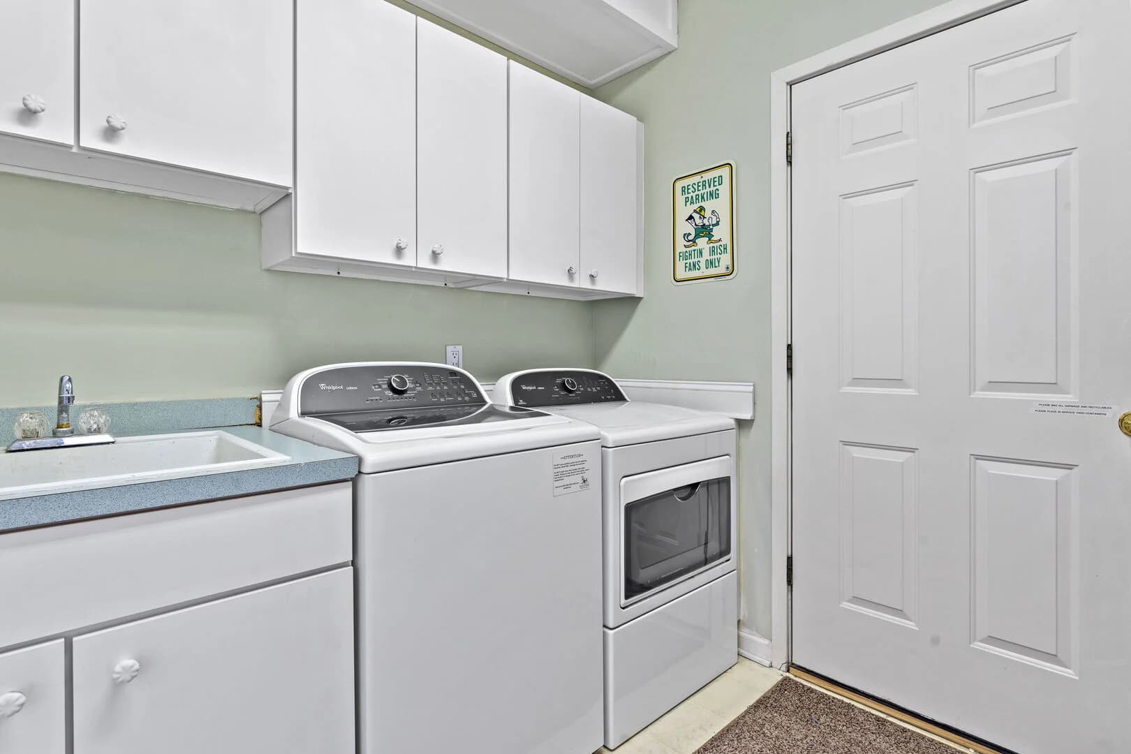 Tropical Retreat - Image 43