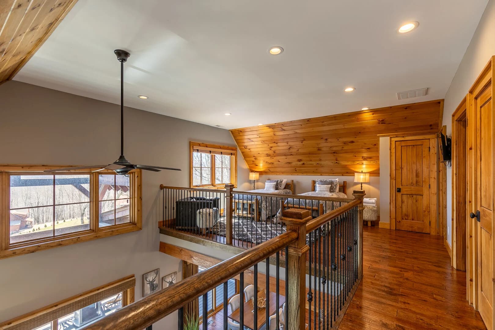 Grin Inn Bear - Image 12