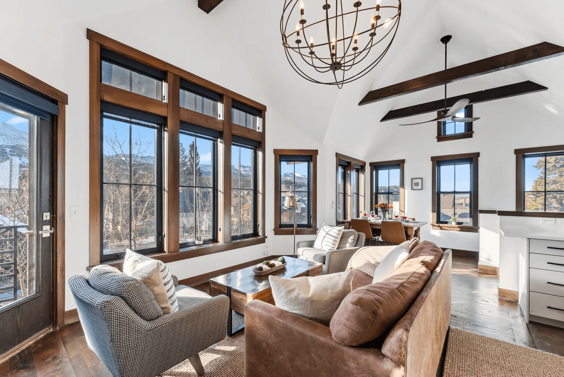 Aurum Condo - Image 4