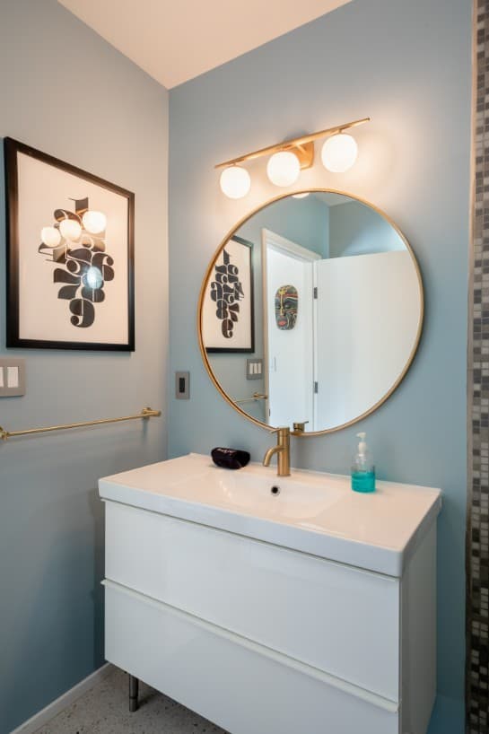 Hugh Kaptur's Mid Century Modern Oasis - Image 21