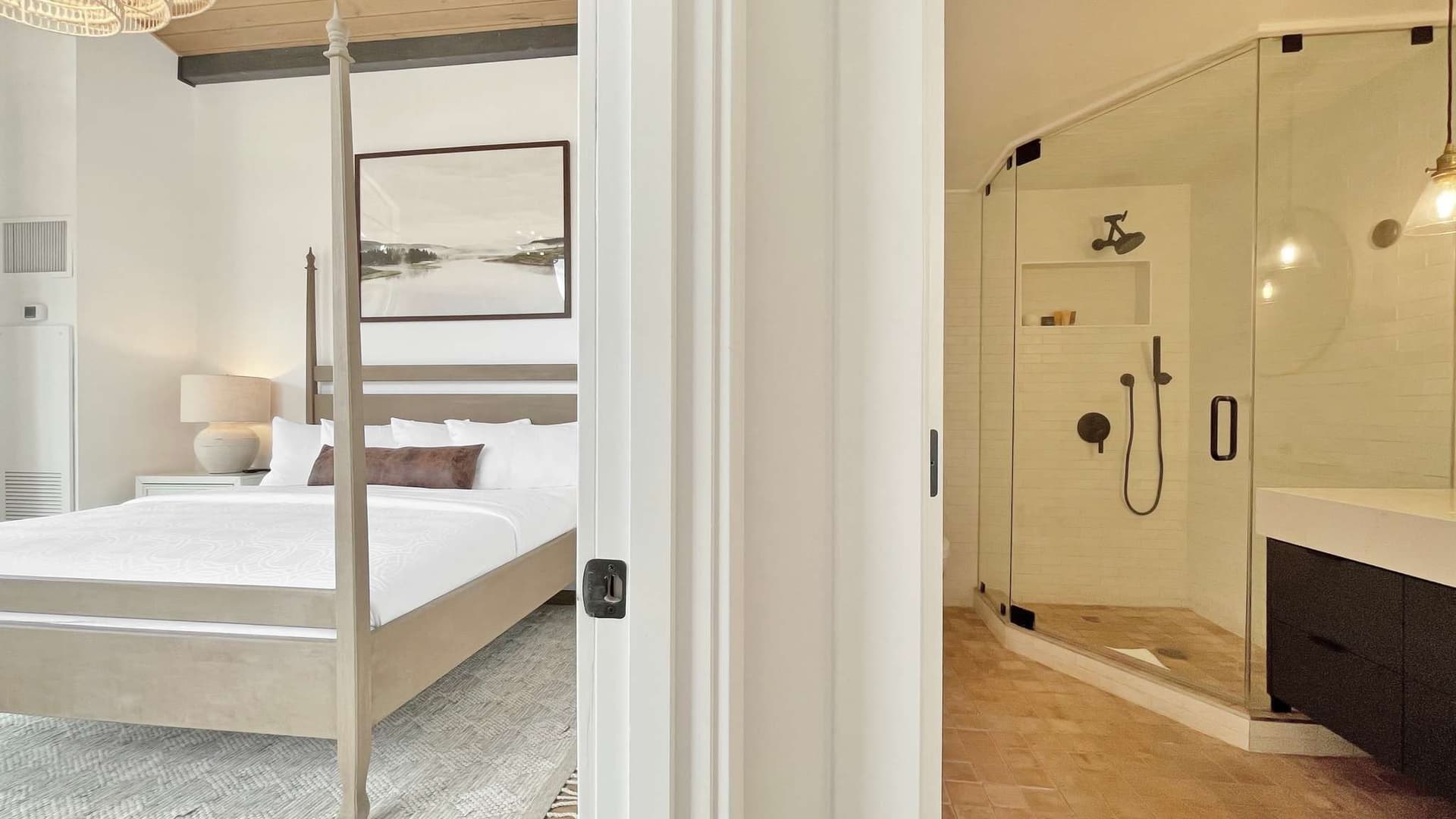 Sneaux Shack - Image 14