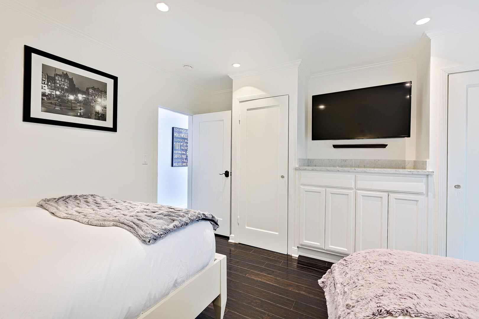 Olive Branch - Image 22