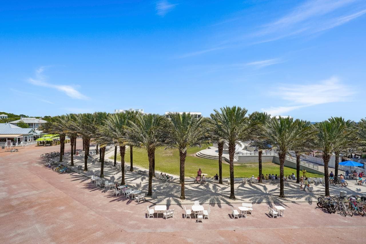 Above The Crowd Home - Image 8