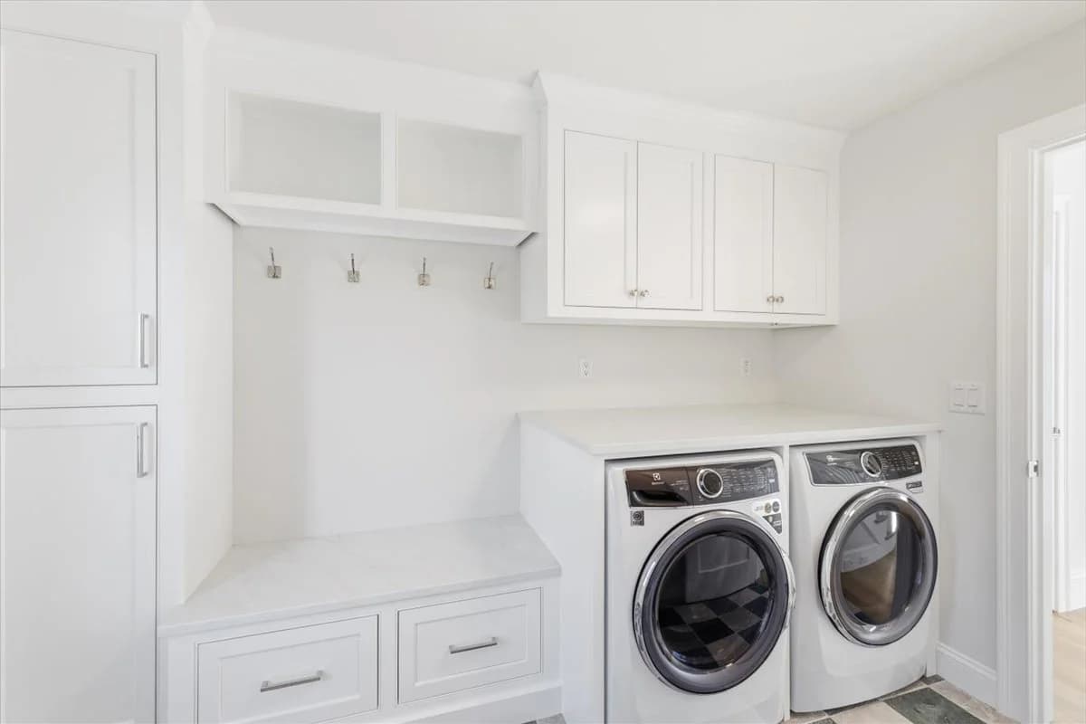 Olivia's Oasis - Image 34