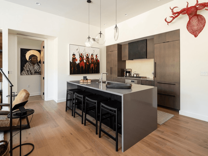 Black Moon Home - Image 5