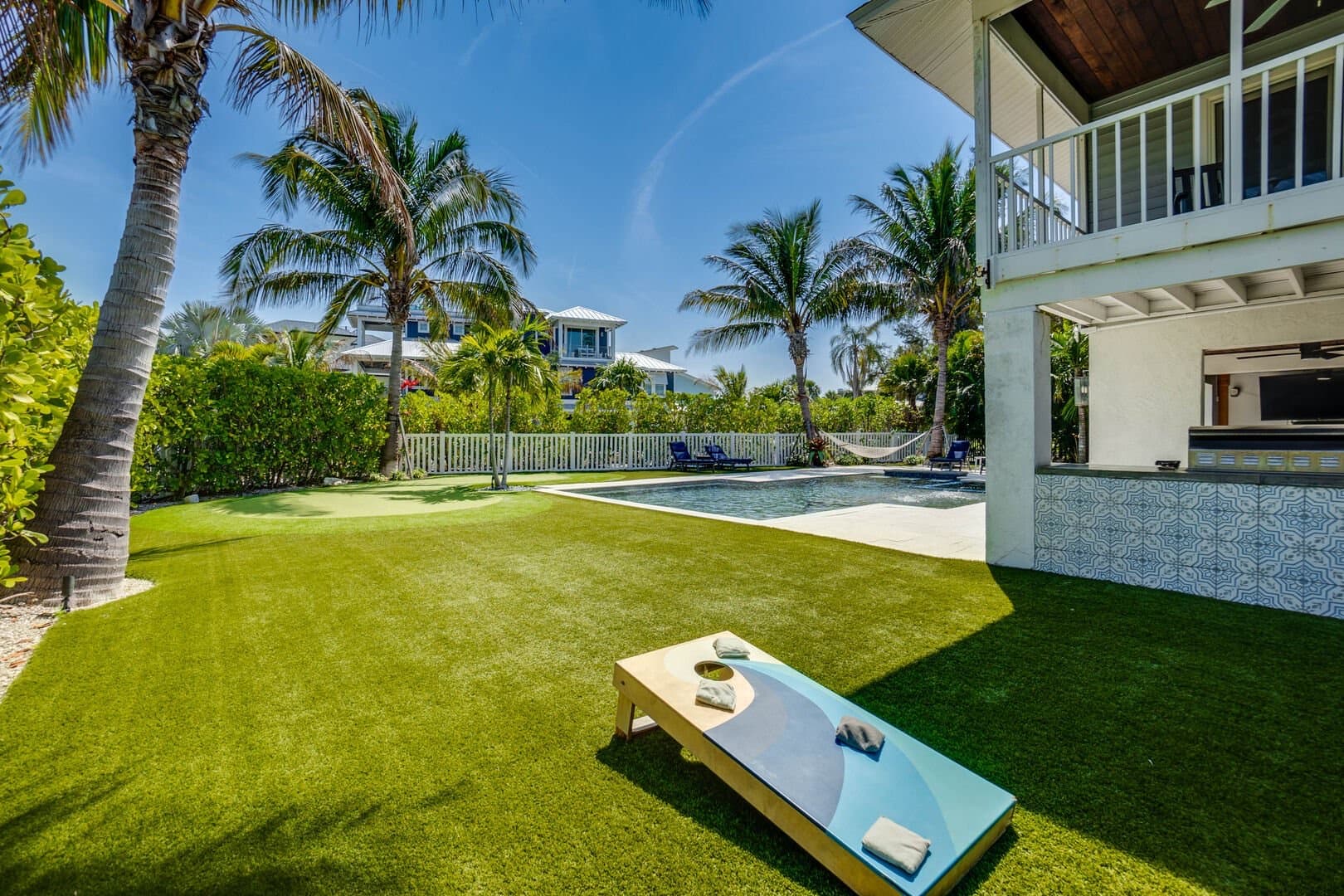 Coconut Cove - Image 33