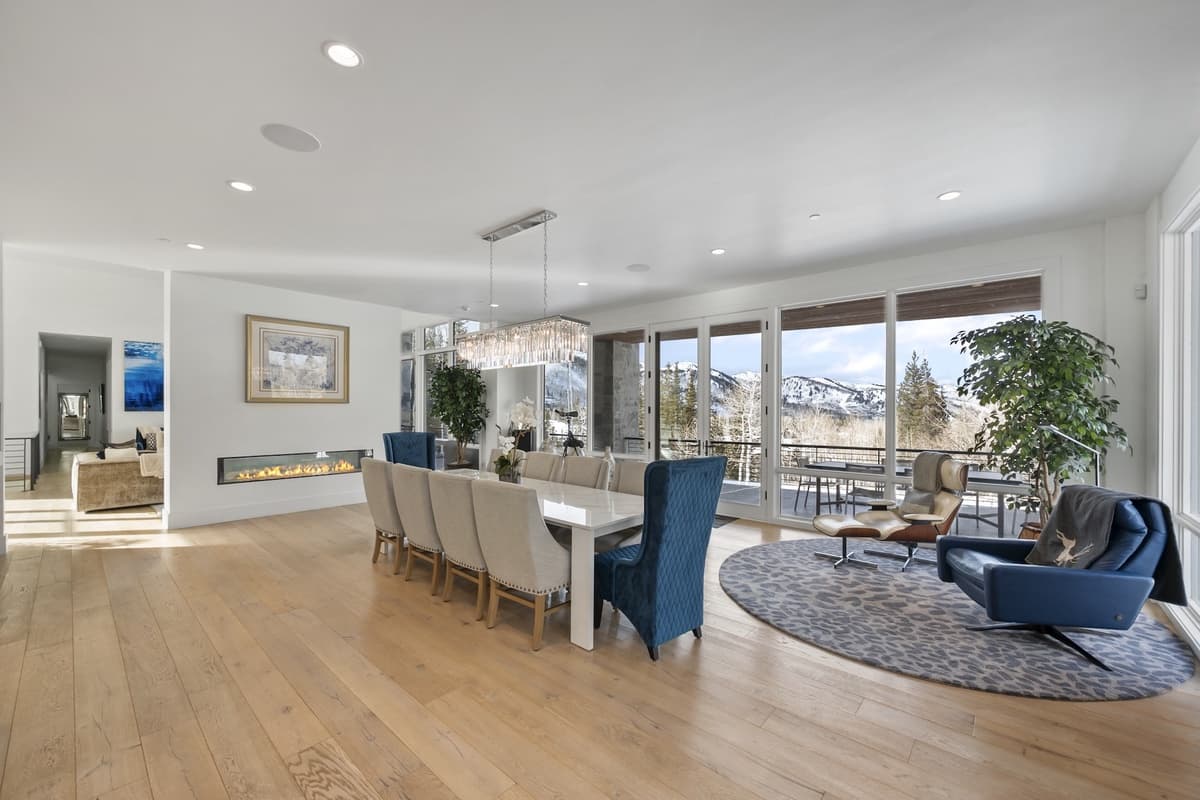 Quicksilver Haus - Image 12