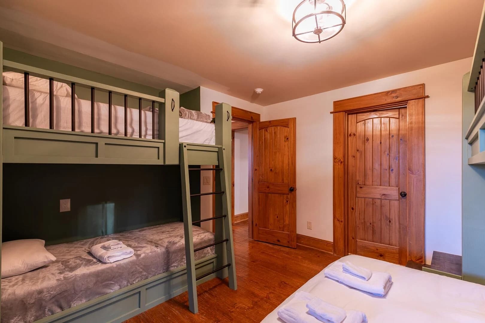 Blue Hole Lodge - Image 46