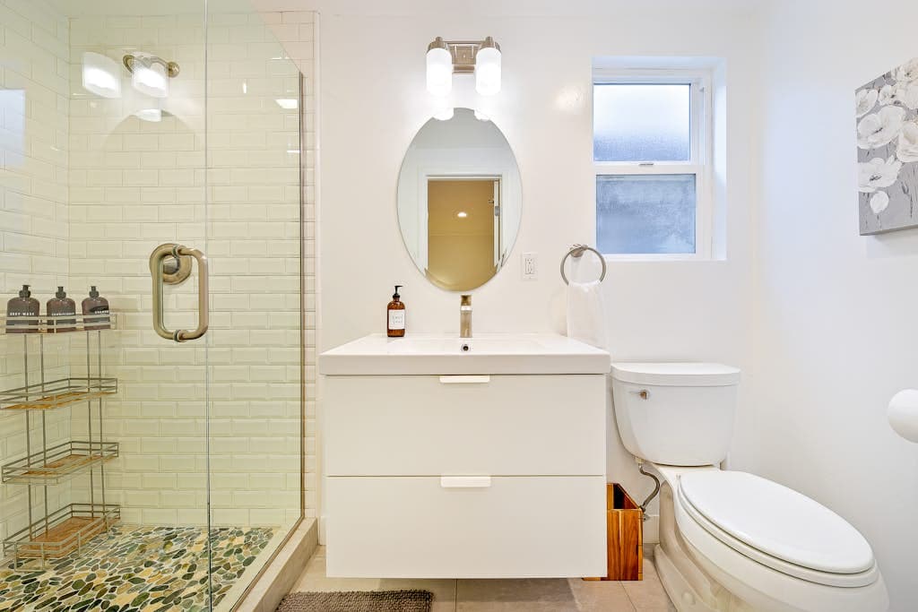 Retreat Compound - Image 20