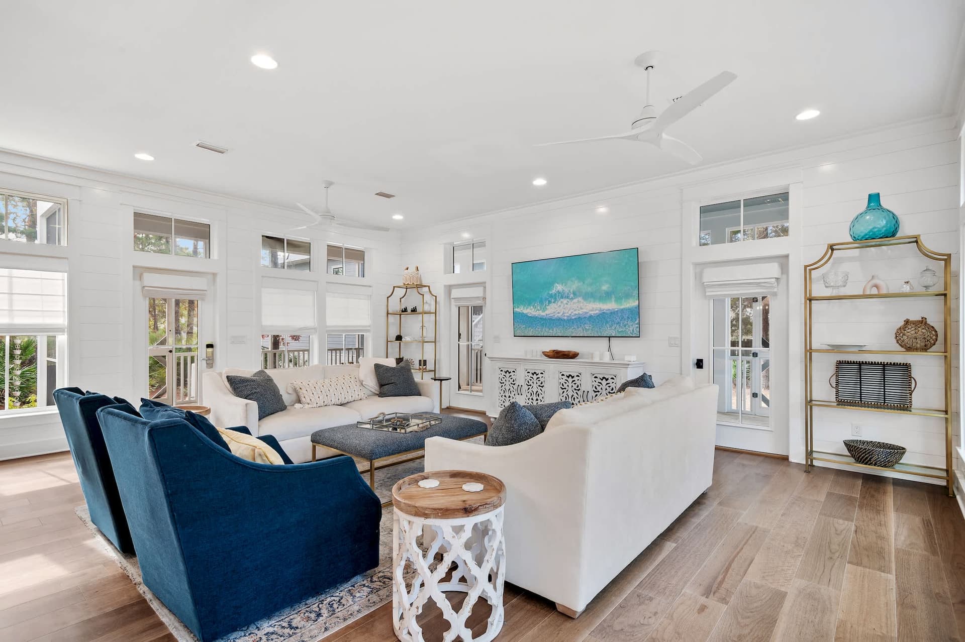 Caspian Blue Cottage - Image 4