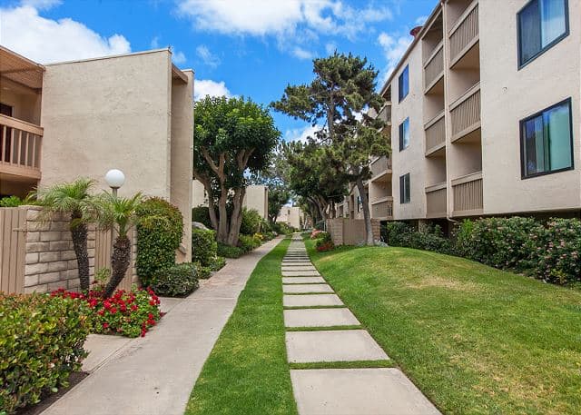 Shore O'Clock - Image 46