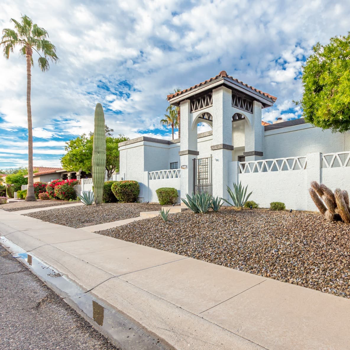 Modern Retreat - Image 43