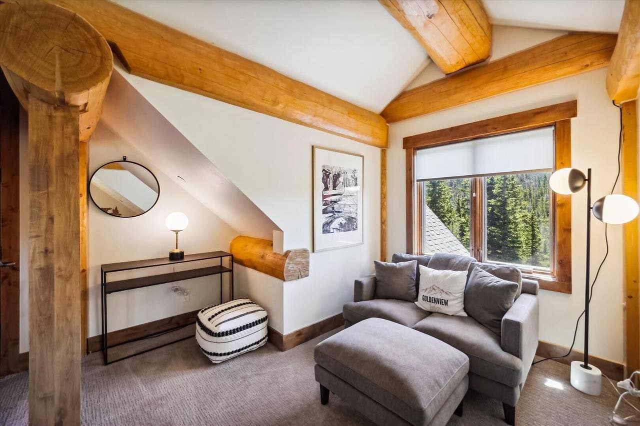 Goldenview Lodge - Image 28