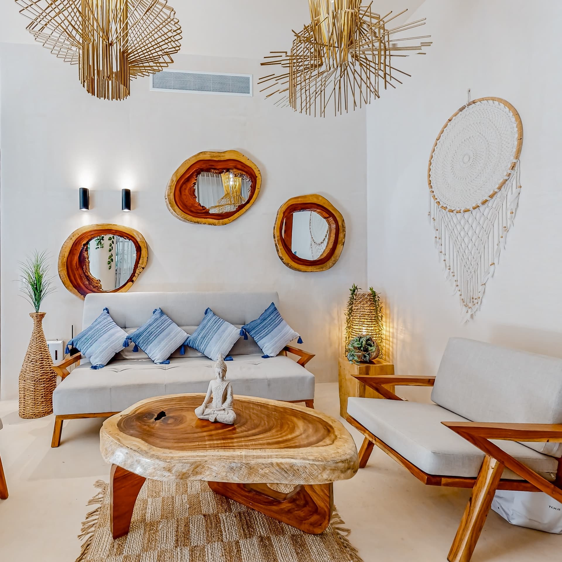 Cenote Azul Retreat - Image 1