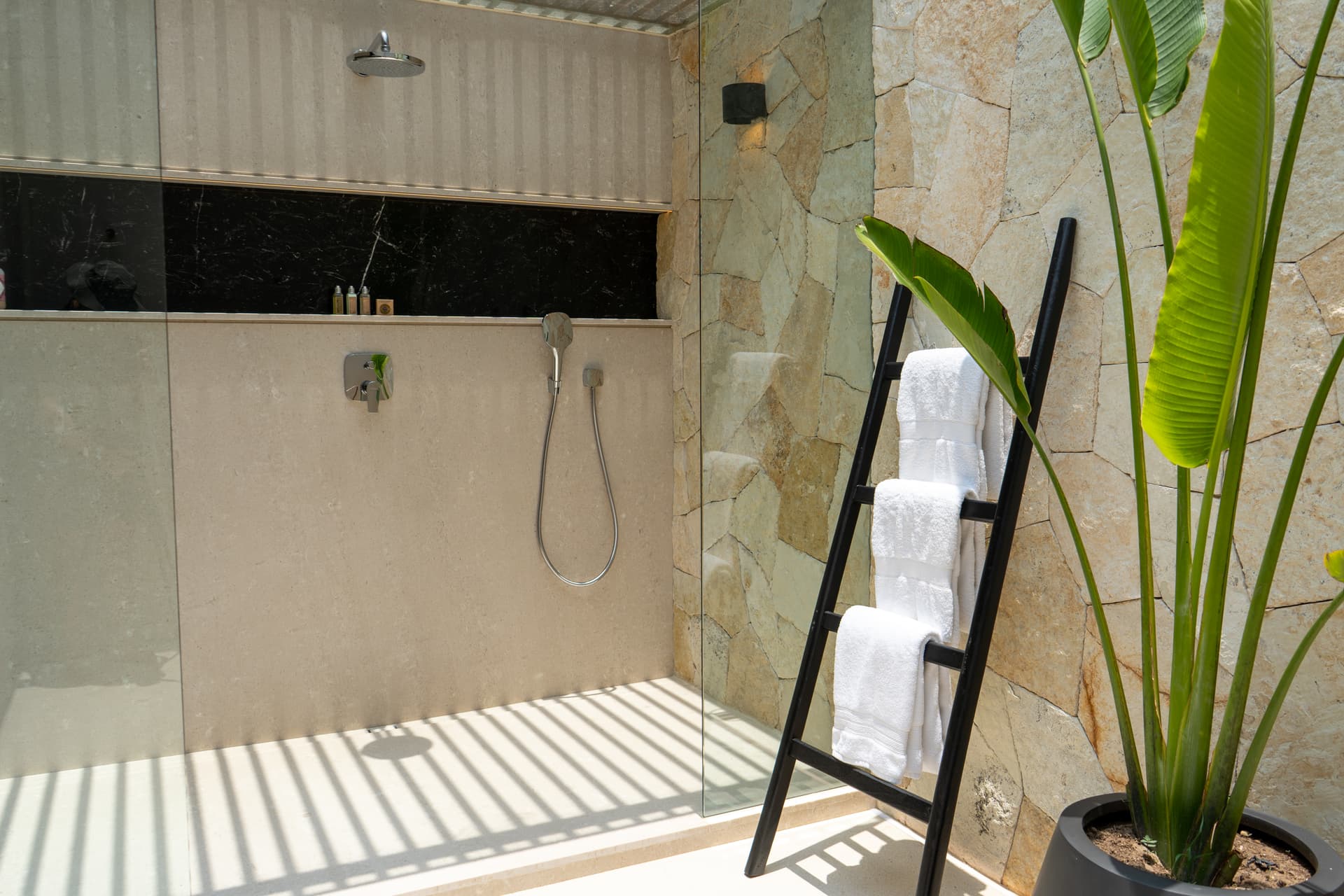 Villa Lagos #16 - Image 73